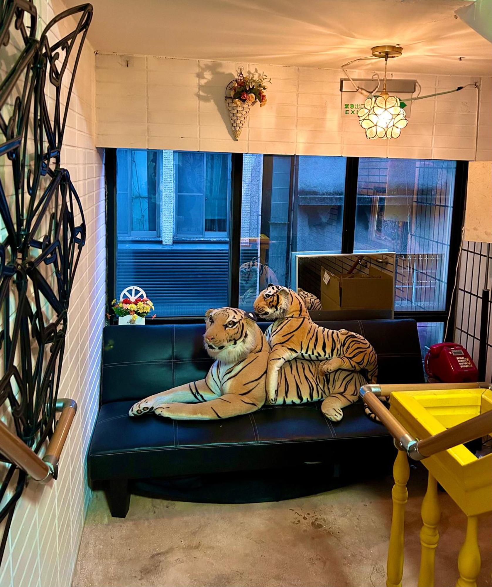 Taipei Triple Tiger Inn Buitenkant foto